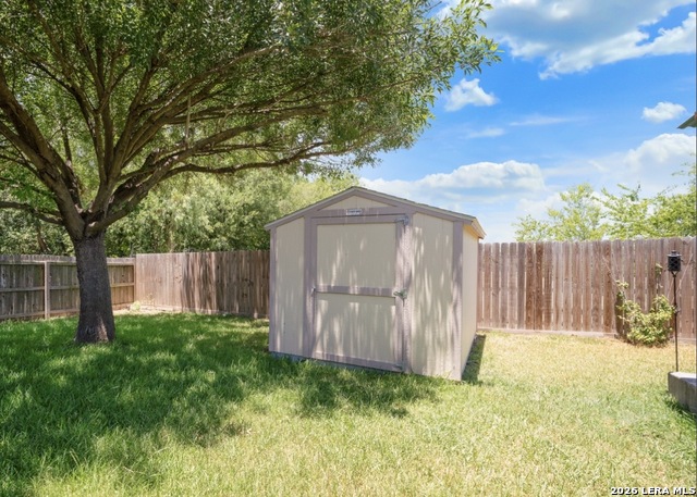 Image 27 of 28 For 3609 Diamond Falls