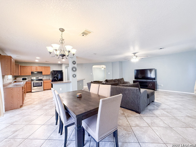 Image 20 of 46 For 718 Barrow Peak