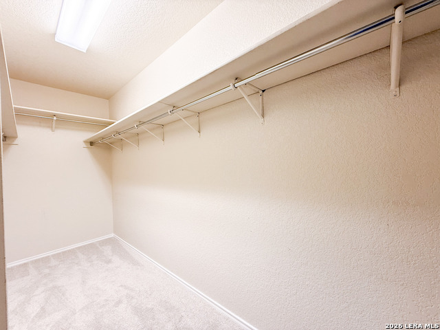 Image 27 of 46 For 718 Barrow Peak