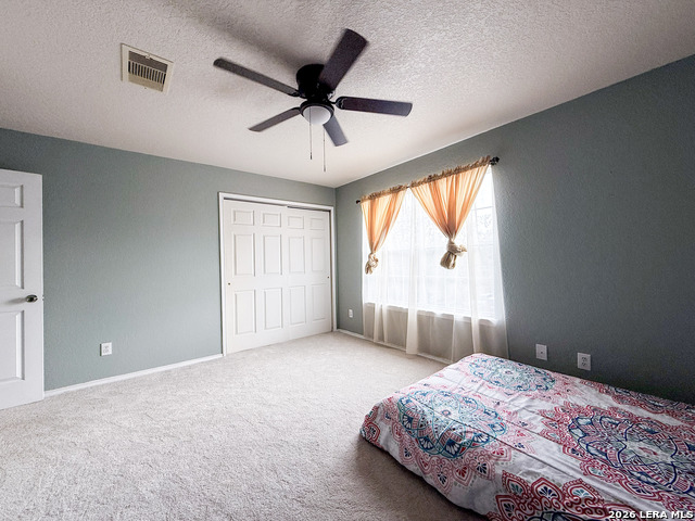 Image 28 of 46 For 718 Barrow Peak