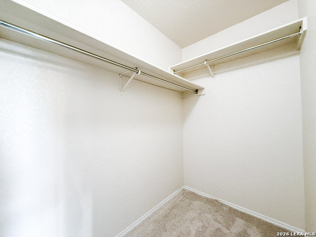 Image 36 of 46 For 718 Barrow Peak