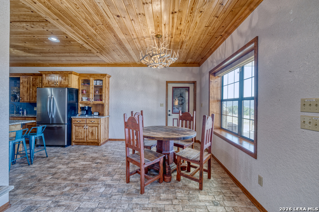 Image 22 of 51 For 190 Fm 2748  