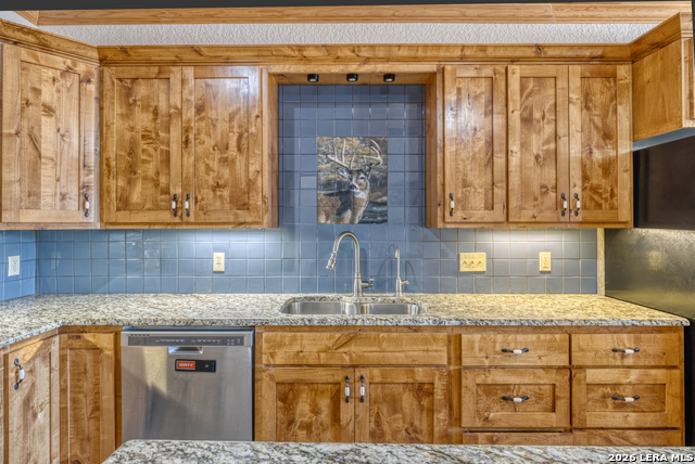 Image 27 of 51 For 190 Fm 2748  