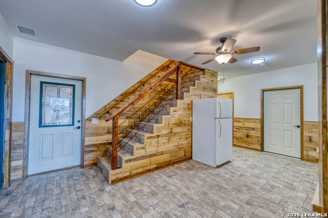 Image 34 of 51 For 190 Fm 2748  