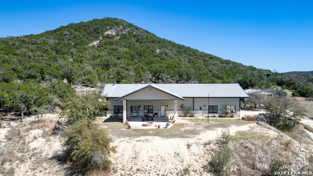 Image 4 of 51 For 190 Fm 2748  