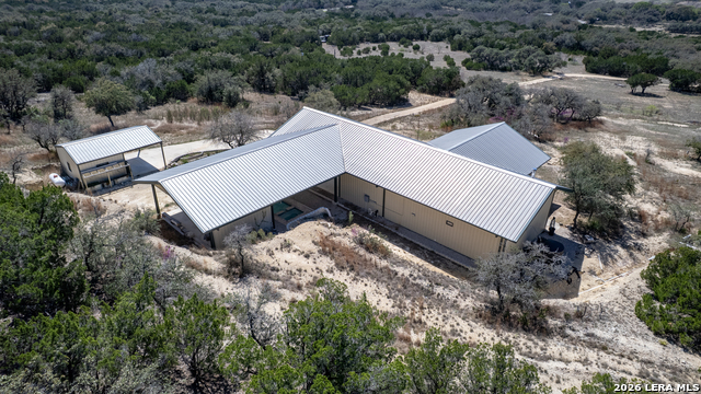 Image 8 of 51 For 190 Fm 2748  