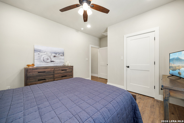 Image 23 of 50 For 148 Restless Wind