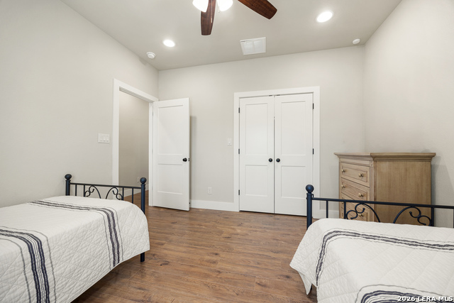 Image 28 of 50 For 148 Restless Wind