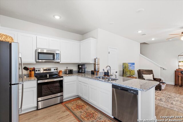 Image 10 of 28 For 13710 Enzo Gate  102