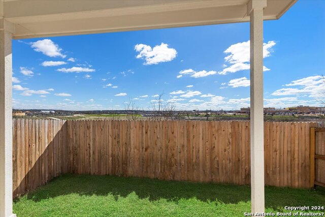 Image 21 of 28 For 13710 Enzo Gate  102