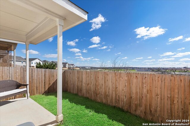 Image 22 of 28 For 13710 Enzo Gate  102