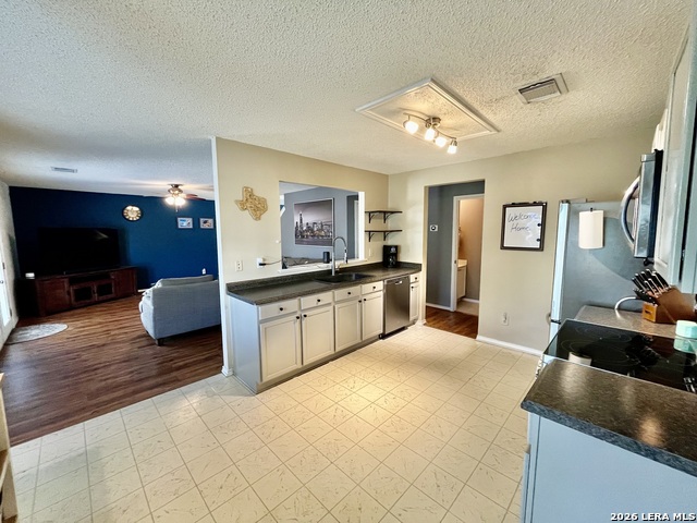 Image 13 of 33 For 3043 Solitaire Hill