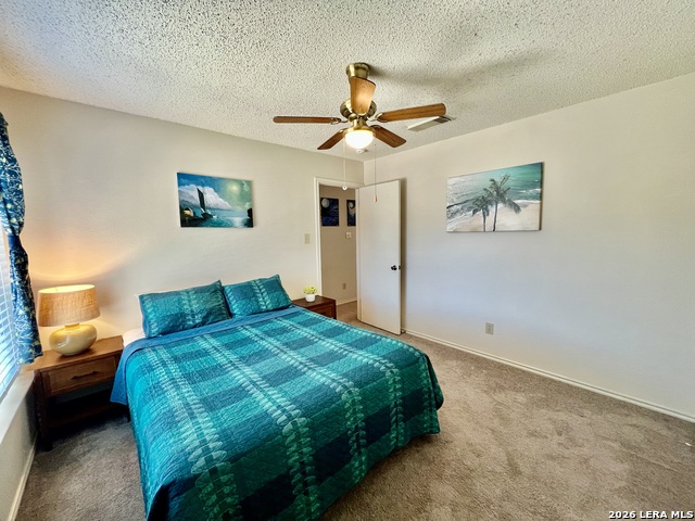 Image 25 of 33 For 3043 Solitaire Hill