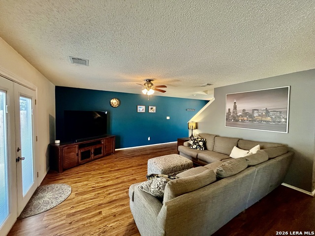 Image 9 of 33 For 3043 Solitaire Hill