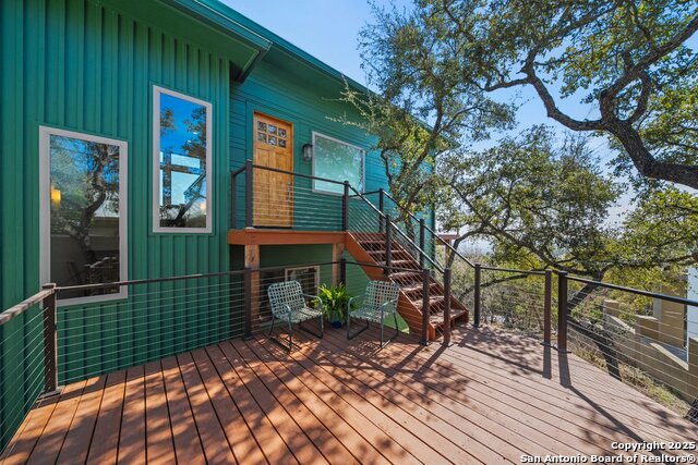 Image 18 of 21 For 301 Vip  