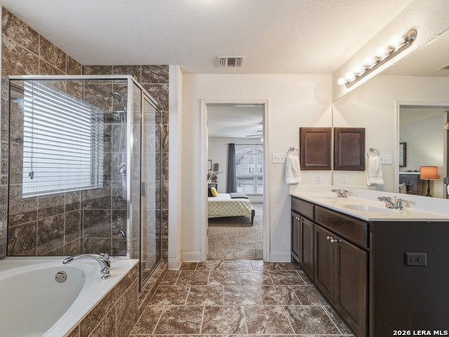 Image 20 of 24 For 27015 Oleander Chase N