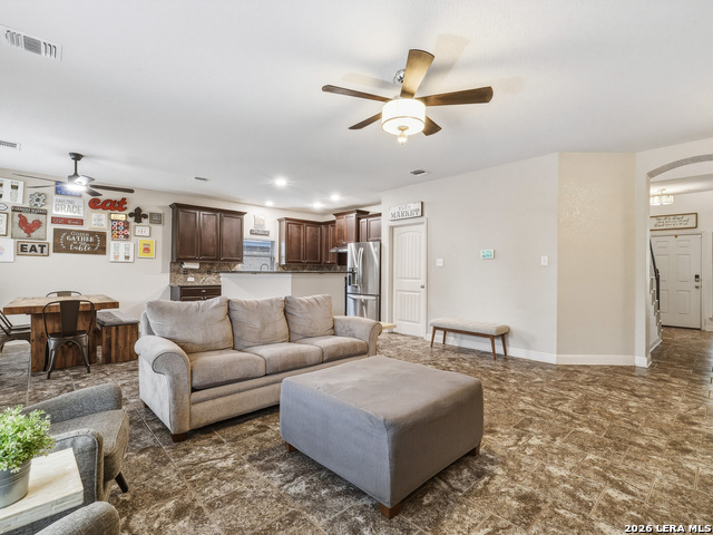 Image 5 of 24 For 27015 Oleander Chase N