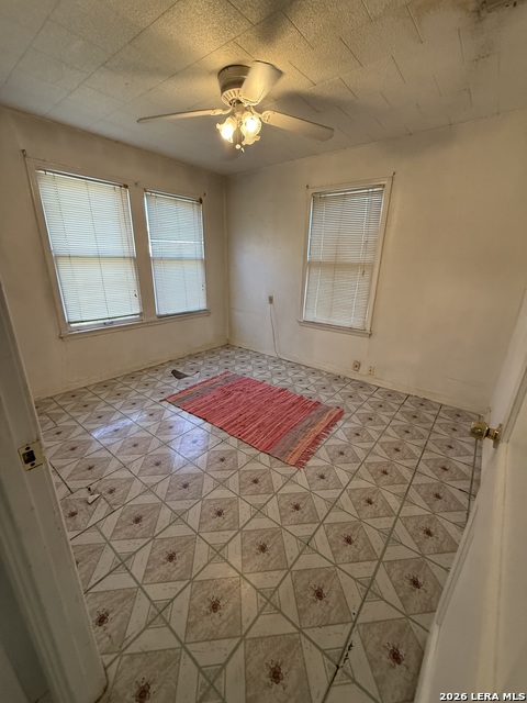 Image 10 of 31 For 327 Lyric  