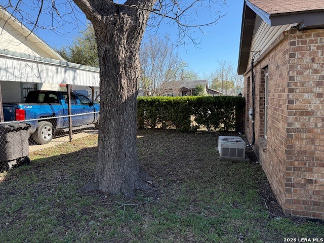 Image 17 of 31 For 327 Lyric  