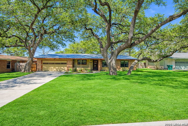 Image 3 of 41 For 8815 Sagebrush