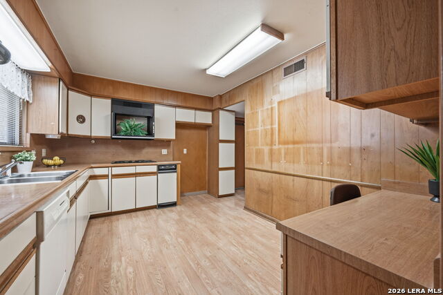 Image 7 of 41 For 8815 Sagebrush