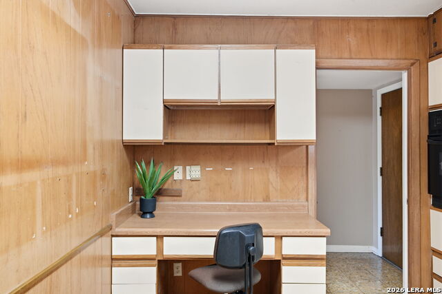 Image 8 of 41 For 8815 Sagebrush