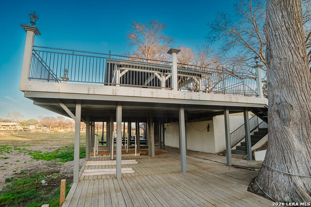 Image 34 of 38 For 850 Lakeview Trl