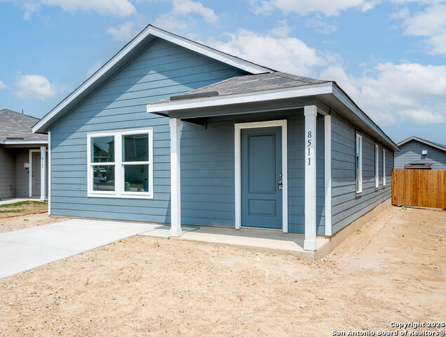 Image 24 of 27 For 8511 Opal Place