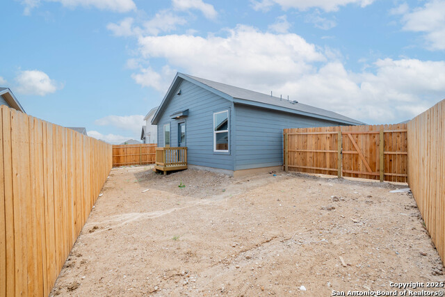 Image 26 of 27 For 8511 Opal Place