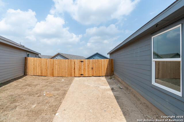 Image 27 of 27 For 8511 Opal Place