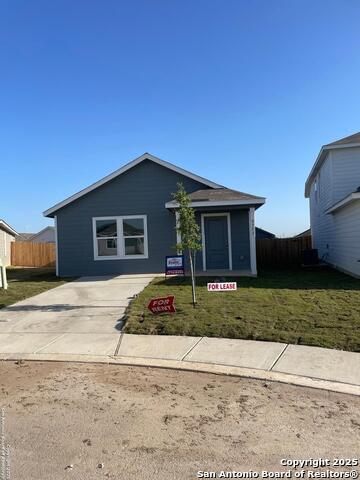 Image 4 of 27 For 8511 Opal Place