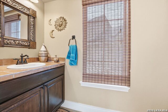 Image 39 of 49 For 16227 San Cayetano