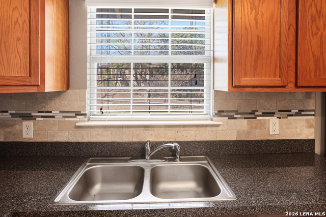 Image 12 of 33 For 939 John Page Dr.