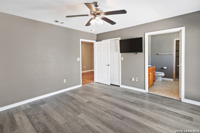 Image 16 of 33 For 939 John Page Dr.