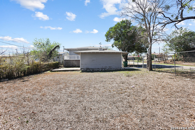 Image 31 of 33 For 939 John Page Dr.