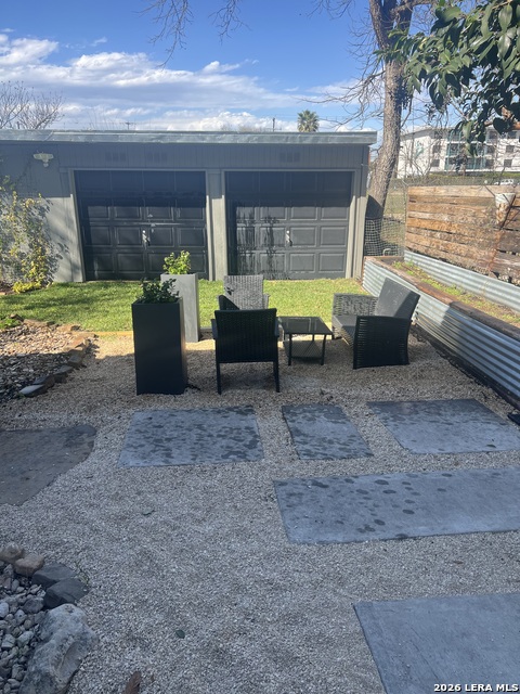 Image 8 of 10 For 237 Post  A