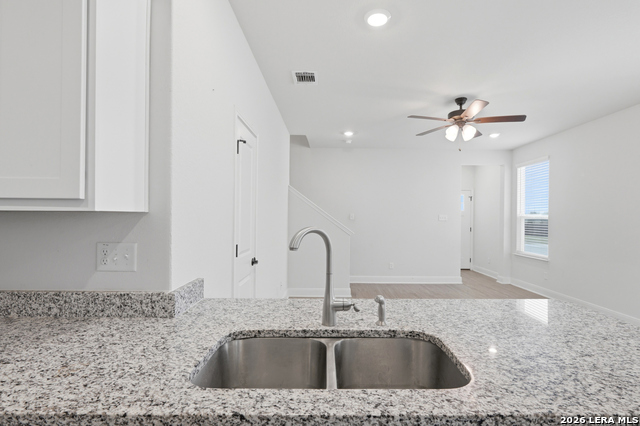 Image 9 of 30 For 13827 Enzo Gate