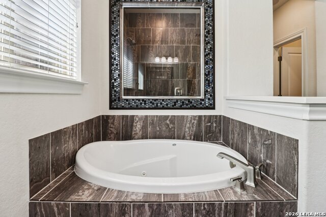 Image 18 of 44 For 988 Carriage Loop