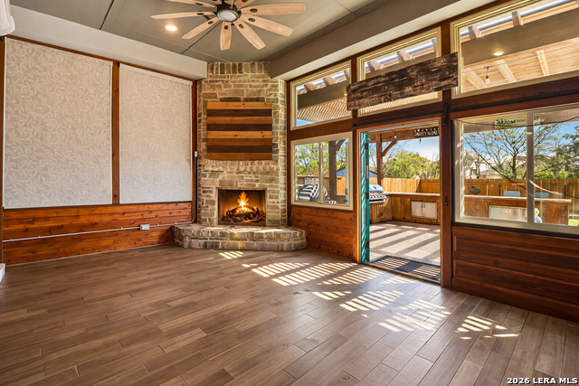 Image 33 of 44 For 988 Carriage Loop