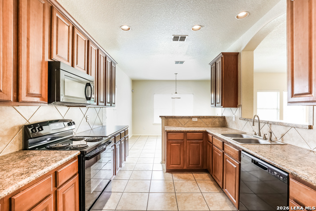 Image 5 of 15 For 6802 Foster Fields