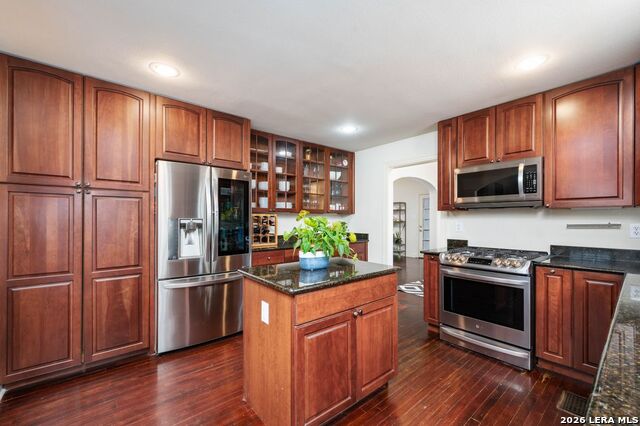 Image 10 of 30 For 218 Mary Louise