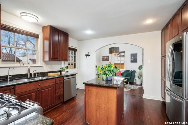 Image 12 of 30 For 218 Mary Louise