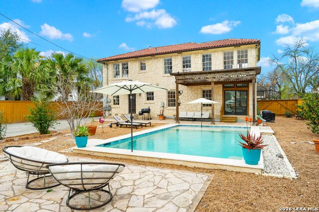 Image 28 of 30 For 218 Mary Louise