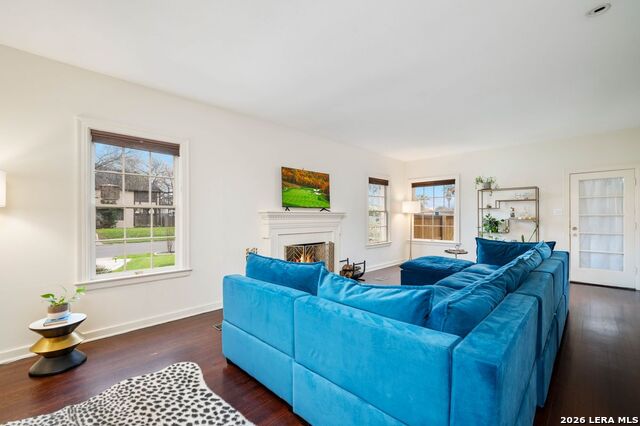 Image 7 of 30 For 218 Mary Louise