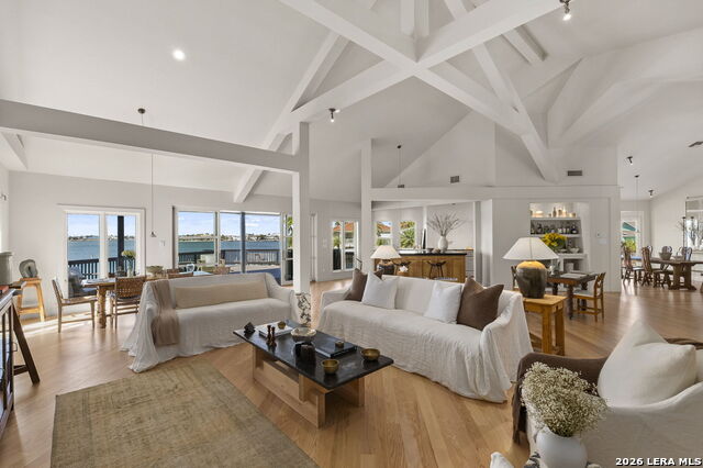 Image 10 of 52 For 25 Bimini  