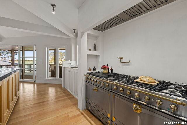 Image 18 of 52 For 25 Bimini  