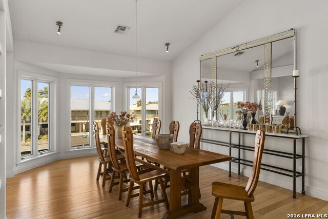 Image 21 of 52 For 25 Bimini  