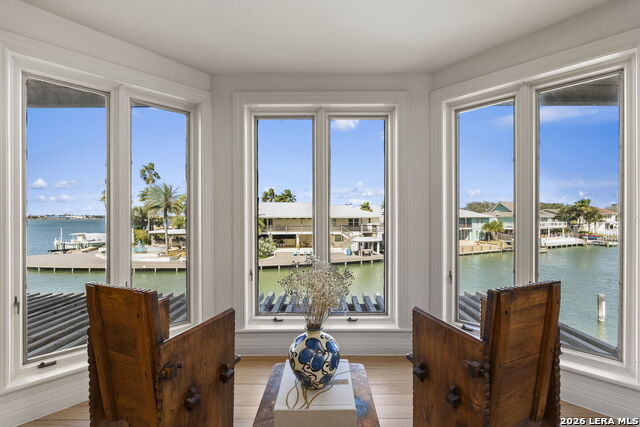 Image 25 of 52 For 25 Bimini  