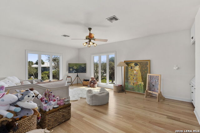 Image 30 of 52 For 25 Bimini  