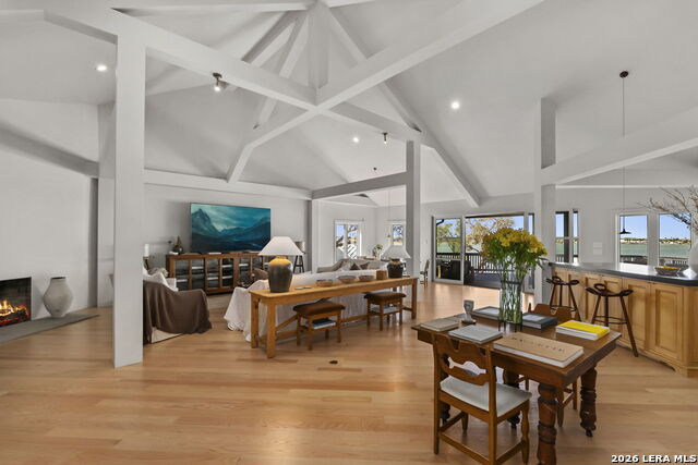 Image 6 of 52 For 25 Bimini  